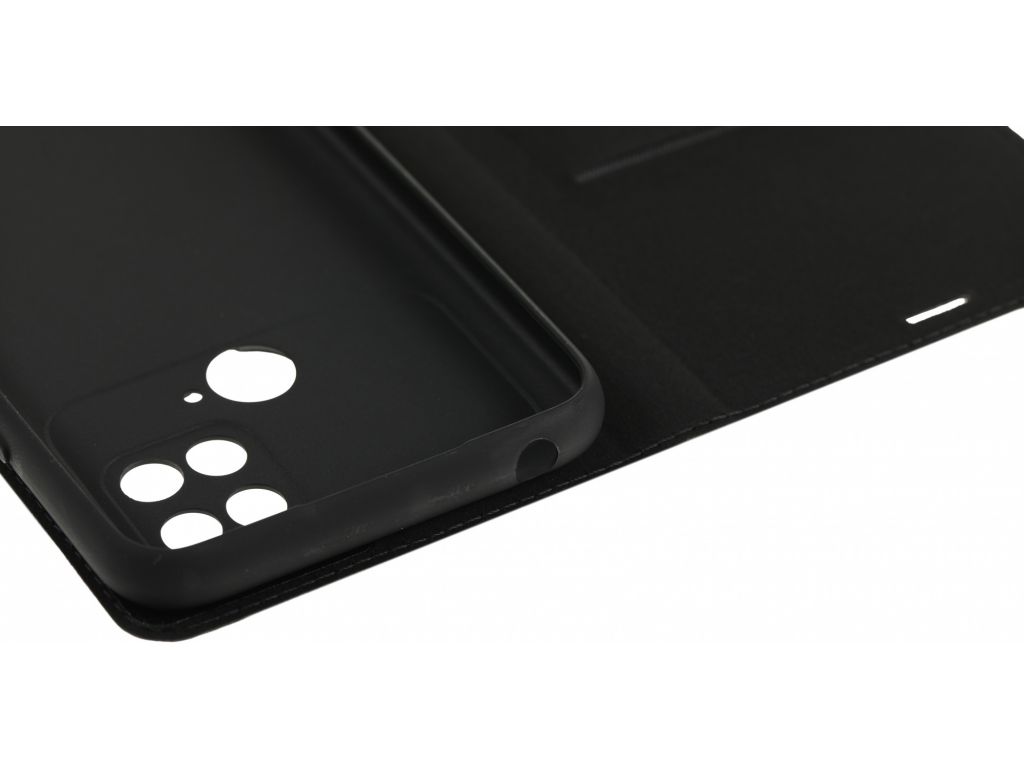 Чехол (флип-кейс) BoraSCO для Xiaomi Poco C40 черный (70748)