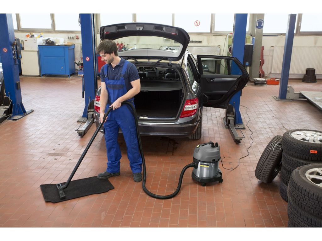 Пылесос Karcher NT 20/1 Me Classic 1.428-548.0