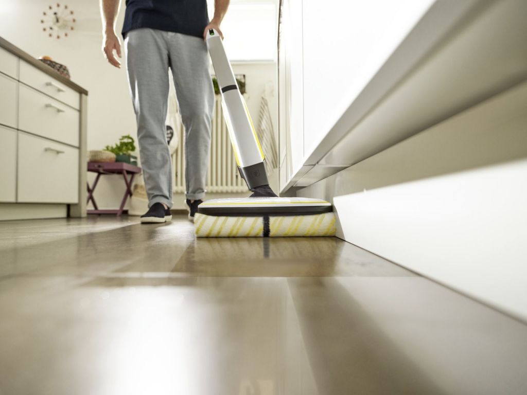 Электрошвабра Karcher FC 7 Cordless 1.055-701.0