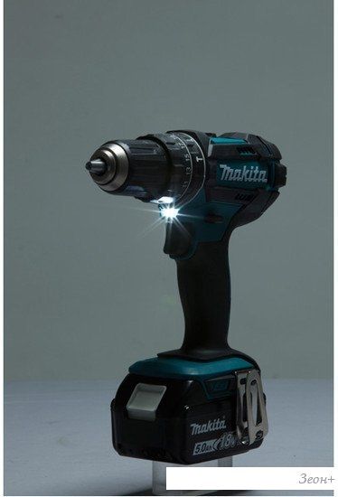 Дрель-шуруповерт Makita DHP482Z