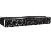  BEHRINGER U-Phoria UMC404HD