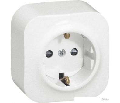  Legrand Quteo 7 822 11 ()