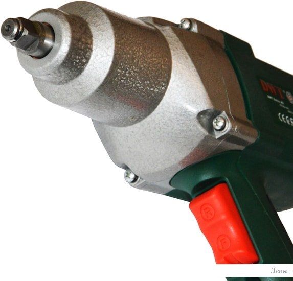 Ударный гайковерт DWT SS09-24