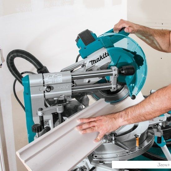 Станок Makita LS1019L