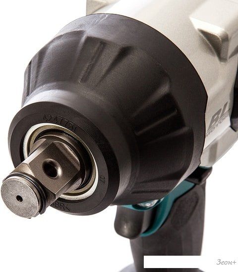 Ударный гайковерт Makita DTW1002Z (без АКБ)
