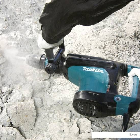 Отбойный молоток Makita HM1213C
