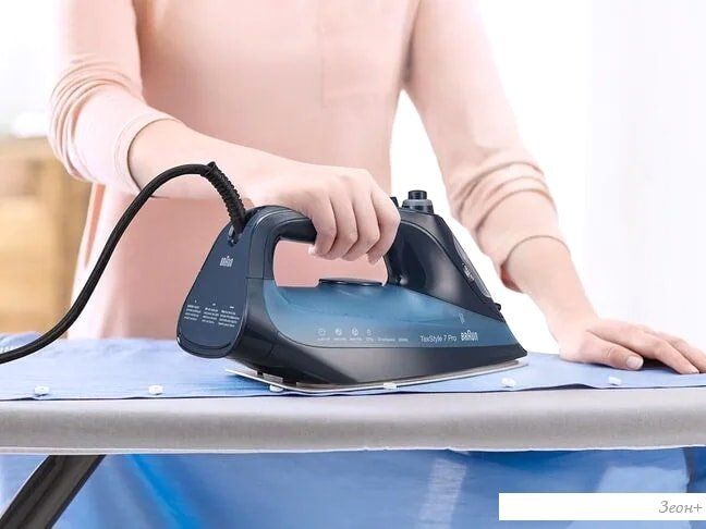 Утюг Braun TexStyle 7 Pro SI 7160 BL