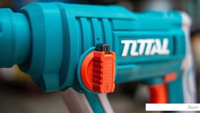 Перфоратор Total TRHLI1601