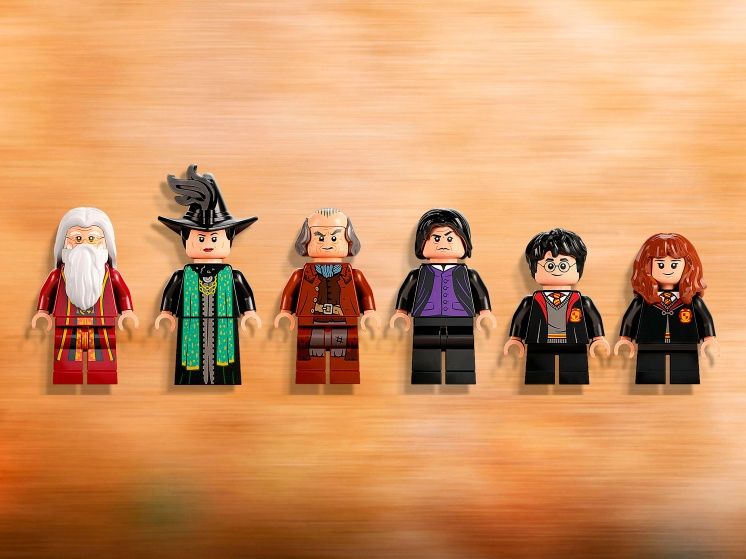Конструктор LEGO Harry Potter 76402 Хогвартс: кабинет Дамблдора