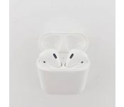 c by Breezy,  C Apple AirPods (Gen2) Charging Case  2CMV7N200148