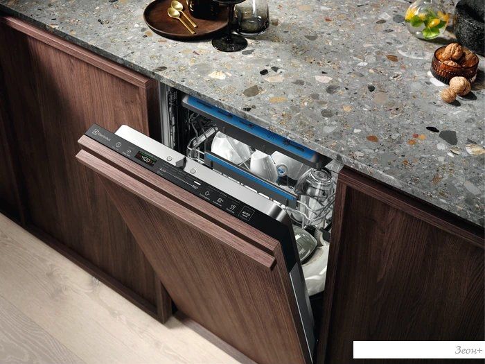Встраиваемая посудомоечная машина Electrolux KEMB3301L