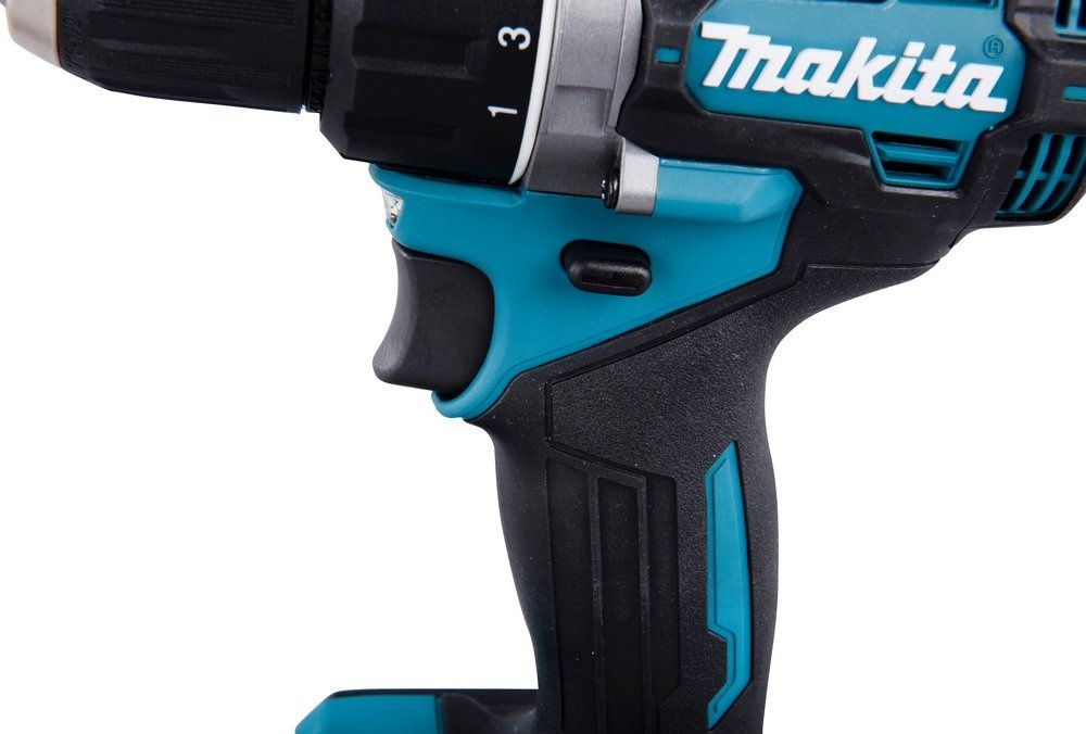Дрель-шуруповерт Makita DF002GD201 (с 2-мя АКБ, кейс)