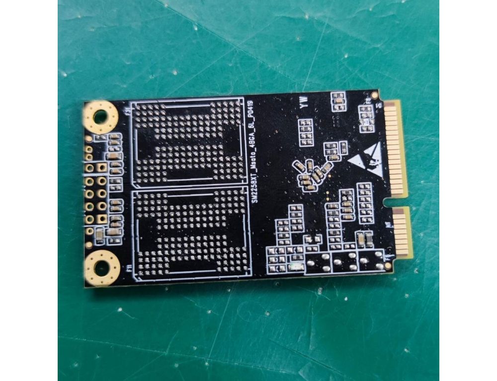 SSD AMD Radeon Client 1024GB R5MS1024G5