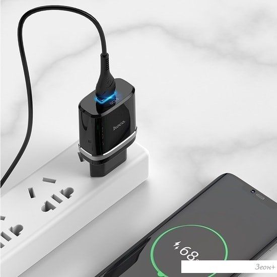Сетевое зарядное Hoco C12Q Smart (черный)