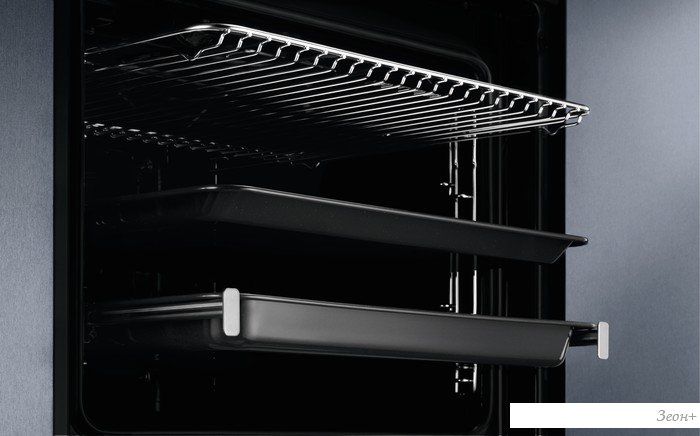 Электрический духовой шкаф Electrolux EOB7S31Z