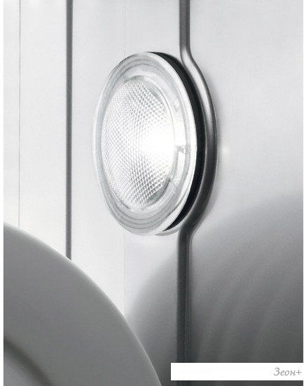 Встраиваемая посудомоечная машина Electrolux 900 ComfortLift EEC87400W