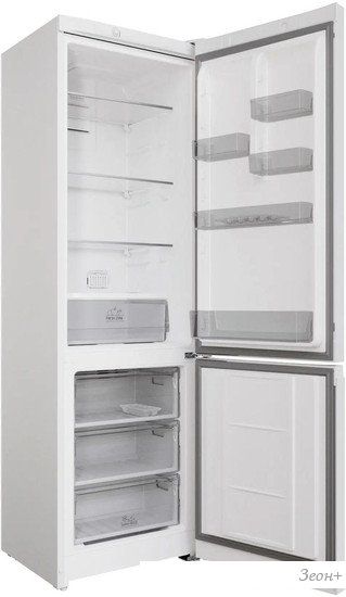 Холодильник Hotpoint HT 4200 W