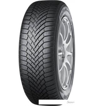   Yokohama BluEarth Winter V906 275/40R22 107V