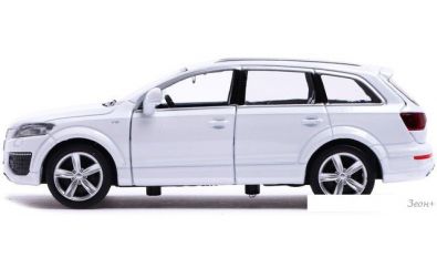    Audi Q7 V12 7152959 ()