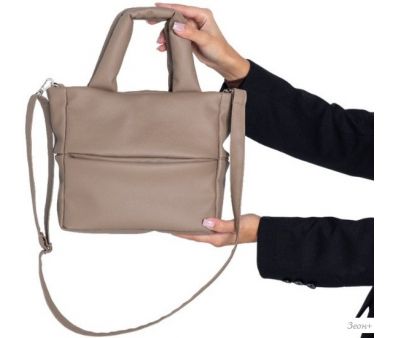   MT.style Molly ()