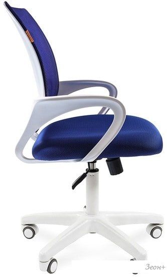 Кресло CHAIRMAN 696 white (синий)