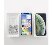 c by Breezy,  B Apple iPhone Xs 64 GB Space Gray   2BMT9E200501