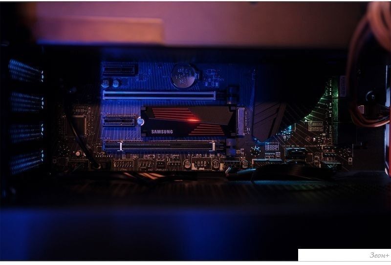 SSD Samsung 990 Pro с радиатором 4TB MZ-V9P4T0CW