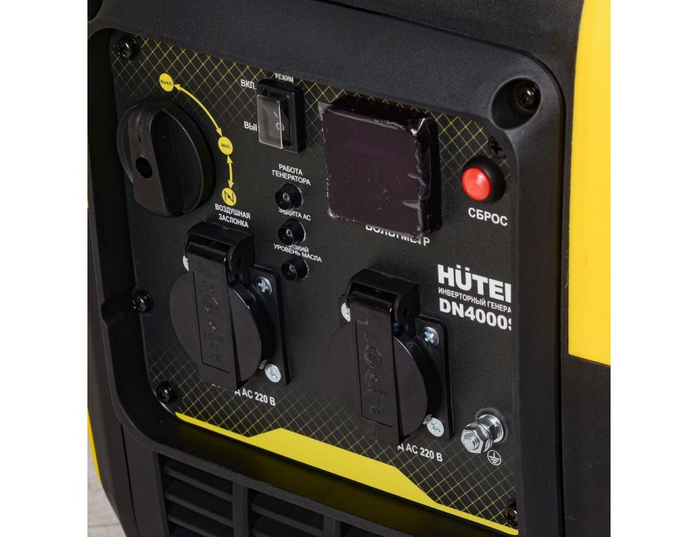 Бензиновый генератор Huter DN4000Si