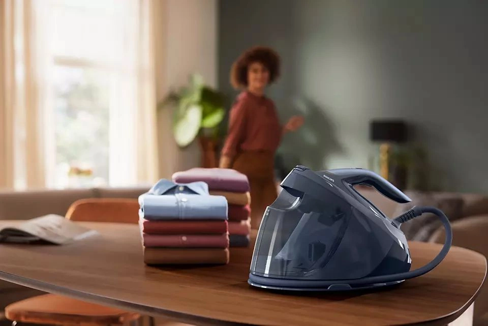 Утюг Philips PSG7130/20