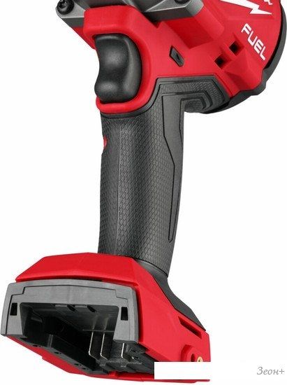 Гайковерт Milwaukee M18 FUEL M18FHIW2F12-0X 4933492782 (без АКБ, кейс)