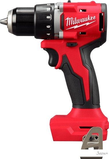Дрель-шуруповерт Milwaukee M18 M18BLDDRC-402C 4933492834 (с 2-мя АКБ 4 Ач, кейс)