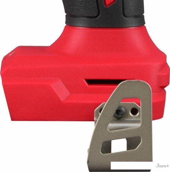 Дрель-шуруповерт Milwaukee M18 M18BLDDRC-402C 4933492834 (с 2-мя АКБ 4 Ач, кейс)