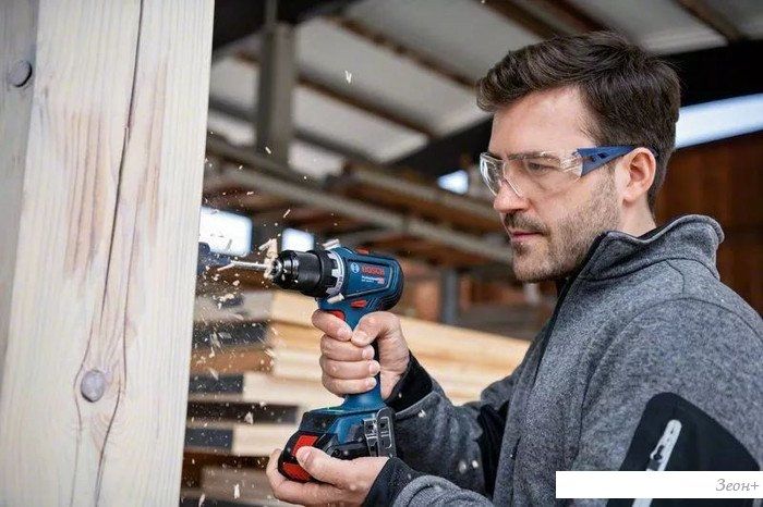 Дрель-шуруповерт Bosch GSR 18V-90 C Professional 06019K6006 (с 2-мя АКБ 5 Ач, кейс)