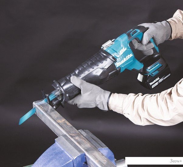 Сабельная пила Makita DJR187RT (с 1-им АКБ, кейс)