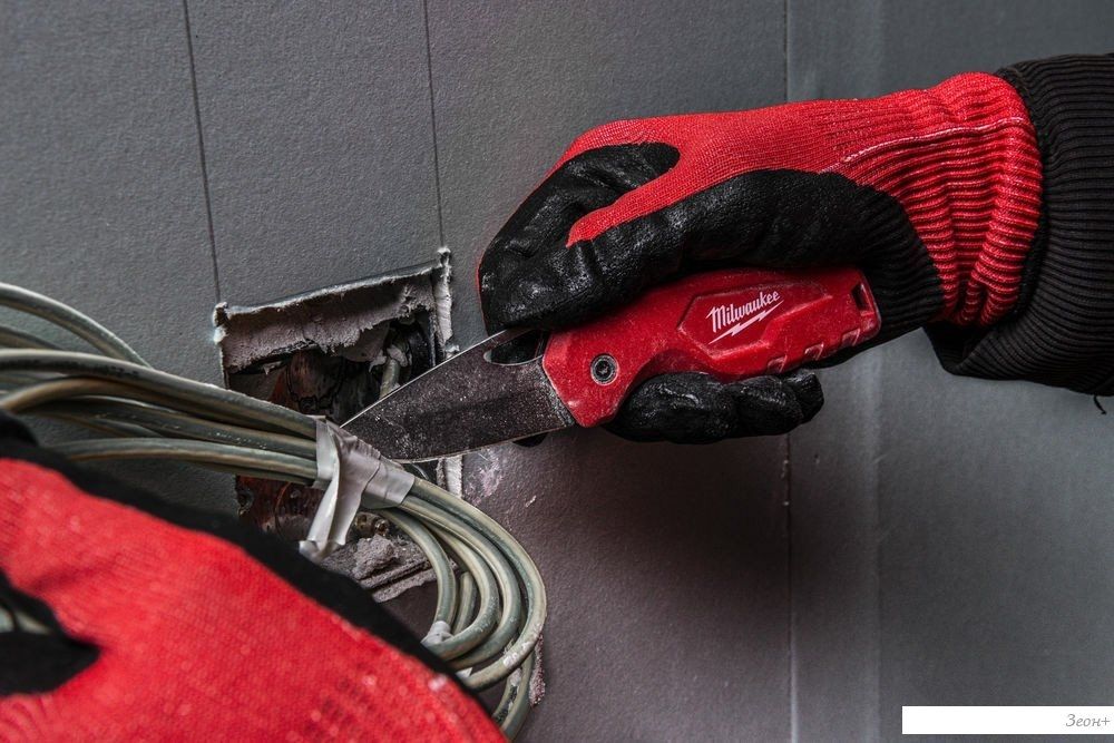 Нож строительный Milwaukee 4932478560