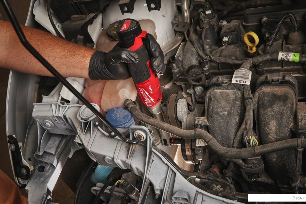 Трещотка Milwaukee M12 FUEL M12FHIR38LR-0 4933480791 (без АКБ)
