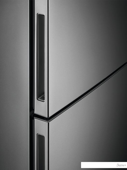Холодильник Electrolux LNT7ME36X3