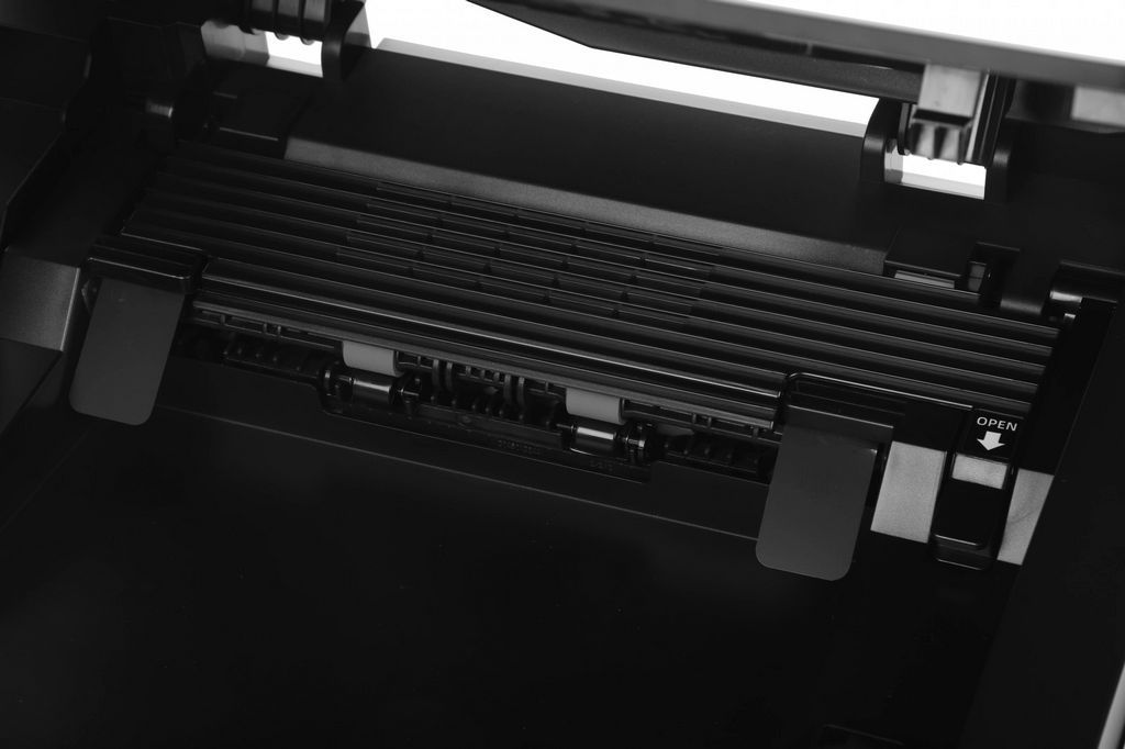 МФУ Pantum BM2300AW