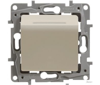  Legrand Etika 672393
