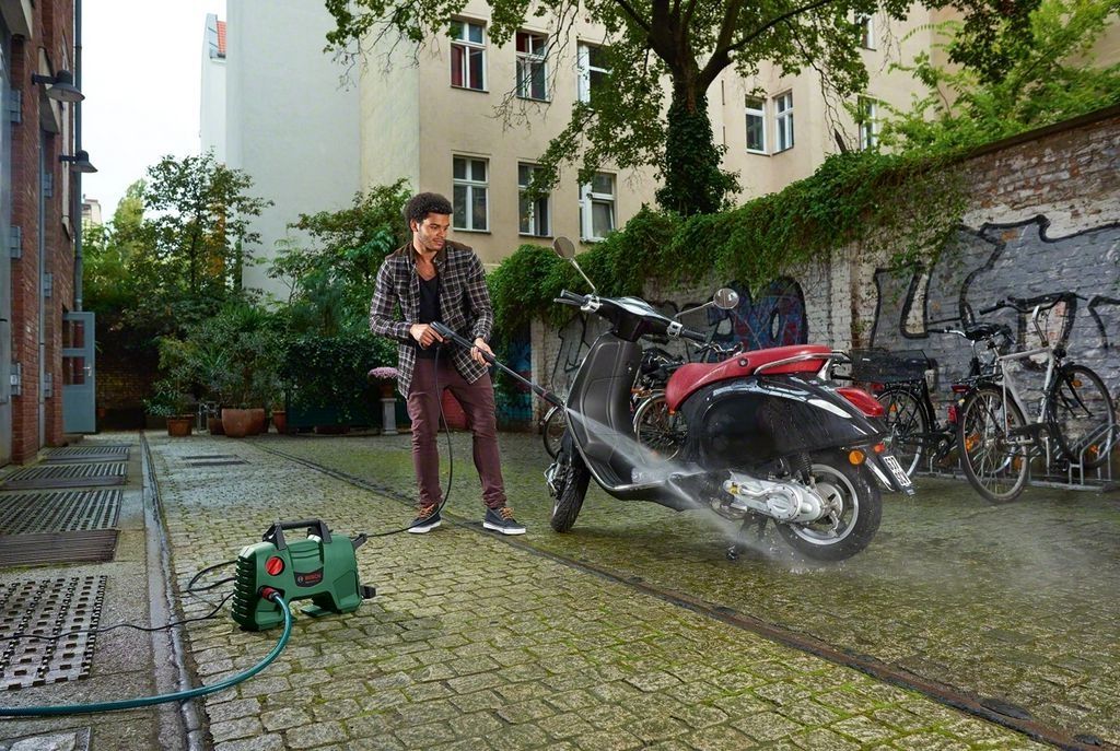 Мойка высокого давления Bosch EasyAquatak 110 06008A7F00