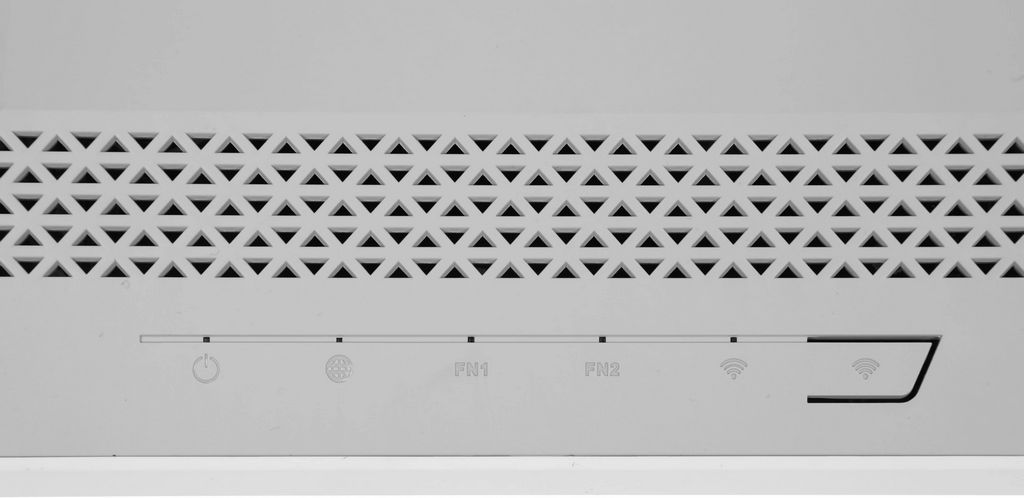 Wi-Fi роутер Keenetic Giga KN-1012