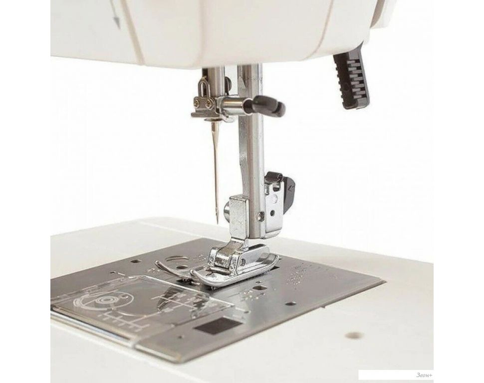 Электромеханическая швейная машина Janome Sewist 709