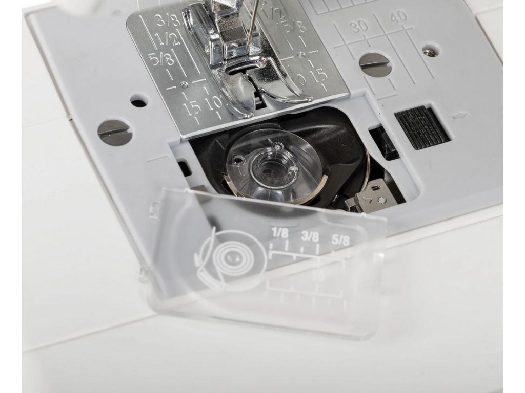Электромеханическая швейная машина Janome Excellent Stitch 18A