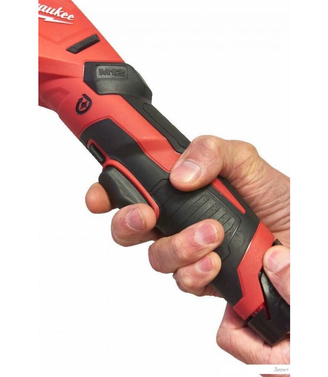 Труборез Milwaukee M12 PCSS-202C 4933479242 (с 2-мя АКБ, кейс)