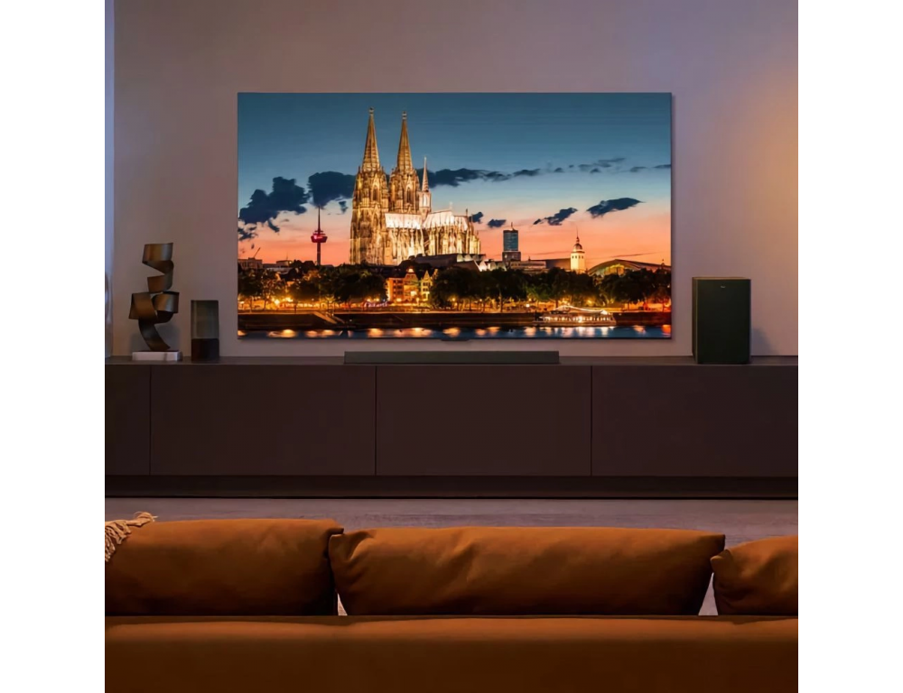 MiniLED телевизор TCL 85C855