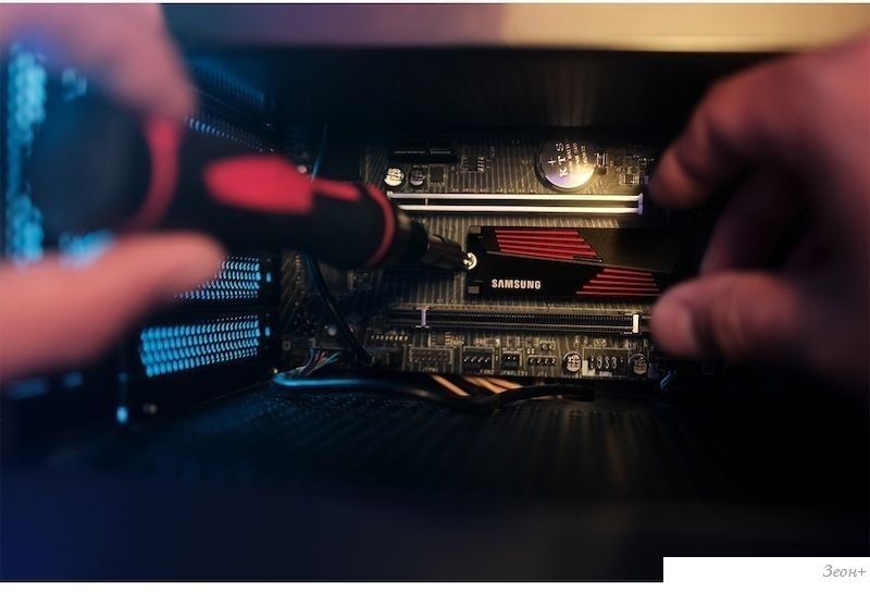 SSD Samsung 990 Pro с радиатором 1TB MZ-V9P1T0GW