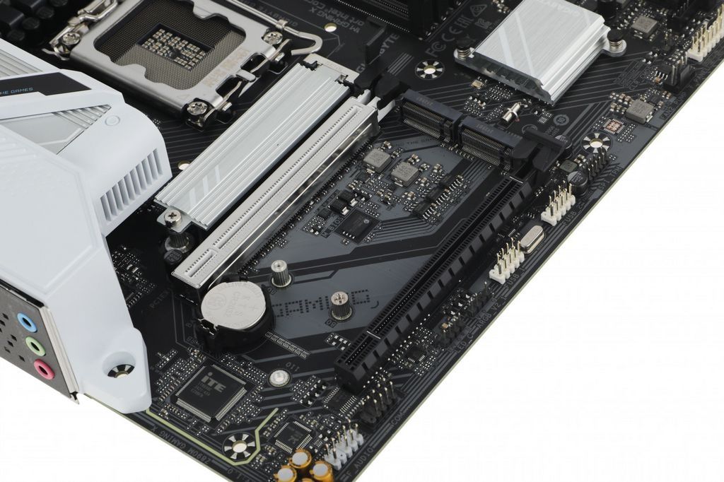 Материнская плата Gigabyte Z890M Gaming X