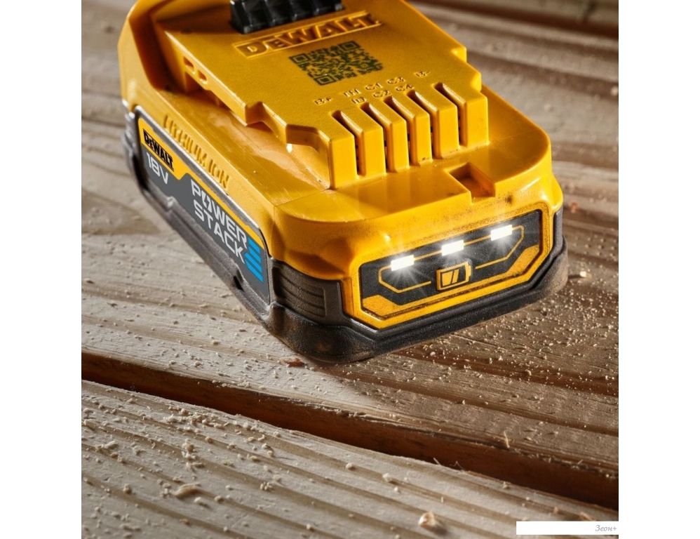 Аккумулятор DeWalt DCBP034 (18В/1.7 Ah)