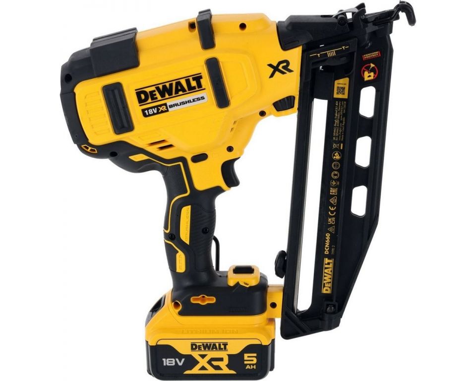 DeWalt DCN660P2 (с 2-мя АКБ, кейс)