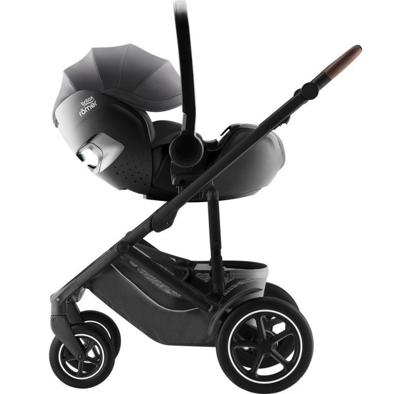 Детское автокресло Britax Romer Baby Safe Pro Classic (deep grey)